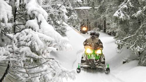 Motorosszán túra 1 napos 2 éjszakás a Bihari hegyekben szálással 1