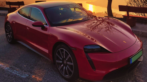 Porsche Taycan 4S utcai élményautózás 1
