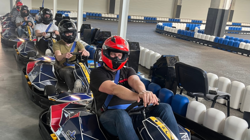 Éljétek át a sebesség örömét együtt! – Csoportos gokart élmény Székesfehérváron 10